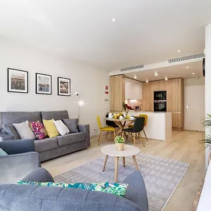  Appartamento Modern & Stylish In Av. Da Liberdade By Lovelystay